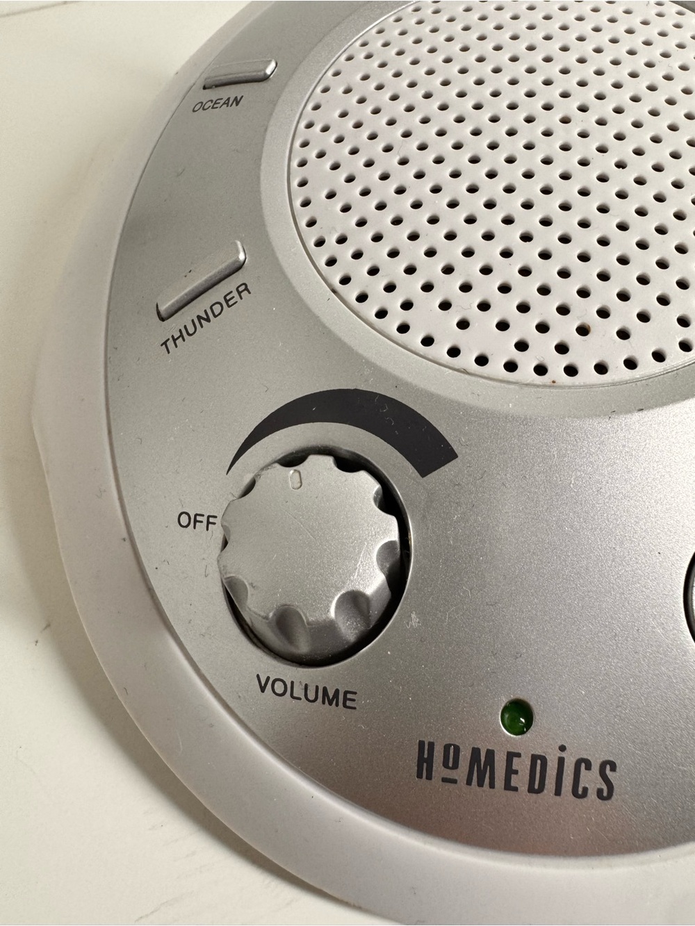 Homedics White and Silver Portable Sound Machine - Picture 6 of 8